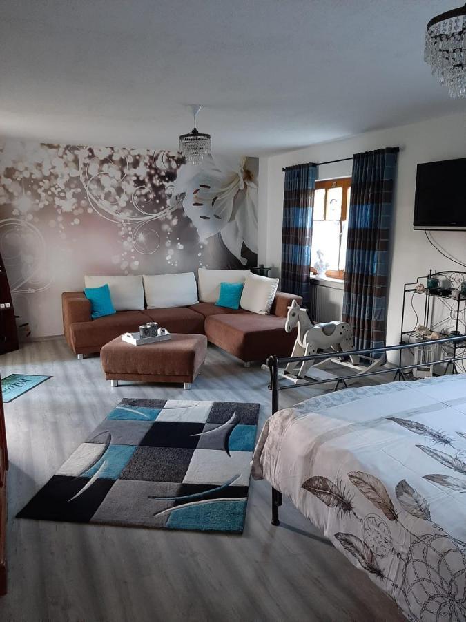 B&B Neuses Am Brand Sonnefeld Екстериор снимка